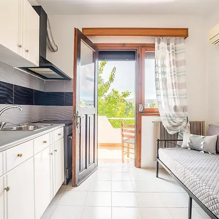 La Christine * Rhodes City