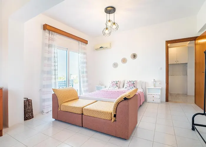 La Christine Nyaraló *